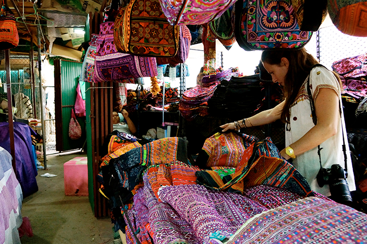 Peppermynta-Silvia-Gattin-Gypset-Kaschmir-Schal-Thailand