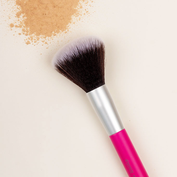 Benecos – Unser veganes Make-Up Pinsel 1 x 1: Powder Brush