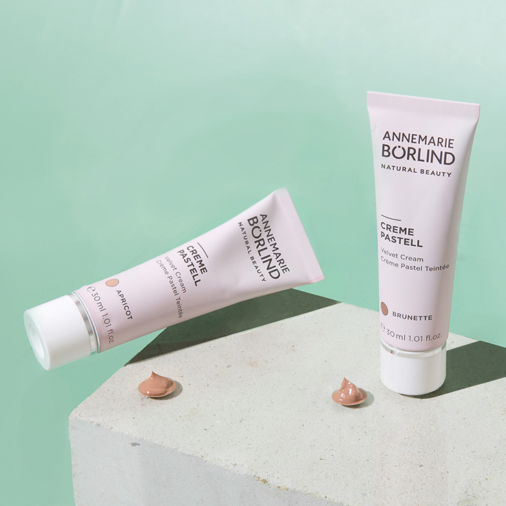 Creme Pastell Annemarie Börlind Natural Beauty – Wir feiern 60 Jahre Naturkosmetik. Verlosung Systempflege LL Regeration