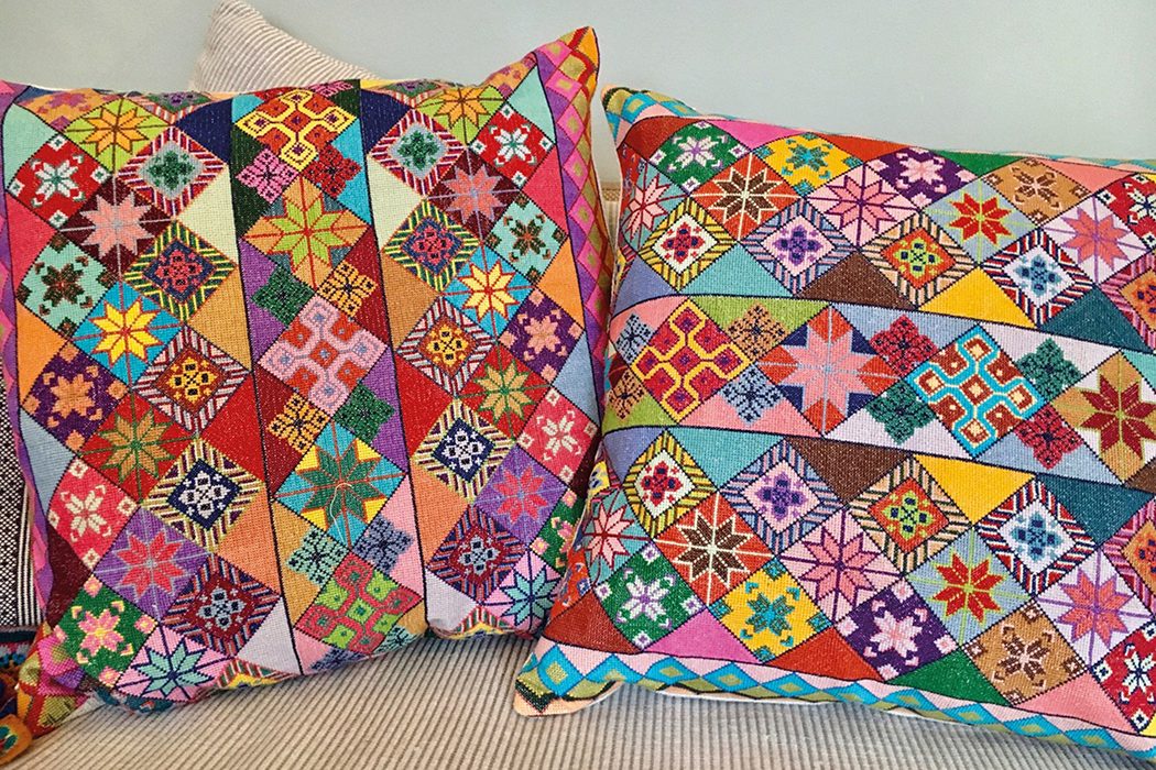 Sabbara – Fairtrade Accessoires von geflüchteten syrischen Frauen: Taschen, Clutch, Kissen und Schal