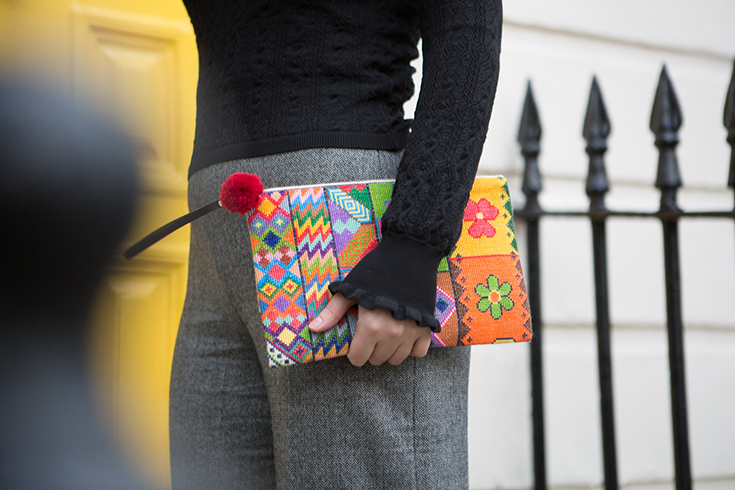 Sabbara – Fairtrade Accessoires von geflüchteten syrischen Frauen: Taschen, Clutch, Kissen und Schal