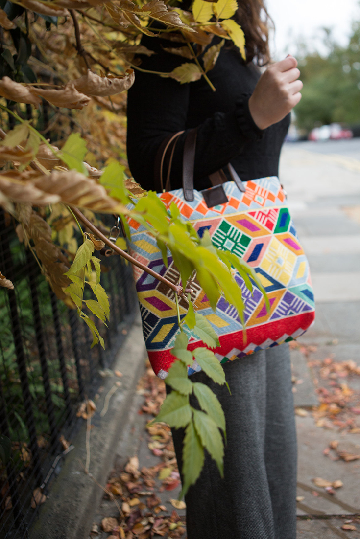 Sabbara – Fairtrade Accessoires von geflüchteten syrischen Frauen: Taschen, Clutch, Kissen und Schal