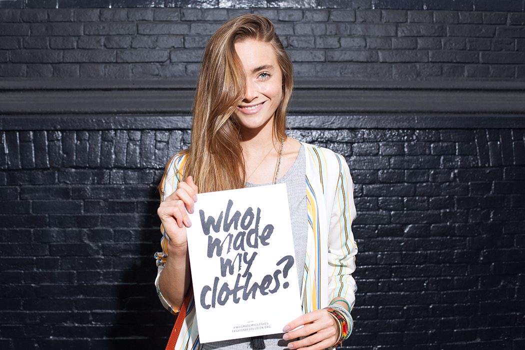 Fashion Revolution Week 2019 #whomademyclothes: Jil Zeletzki von Jiliciousjourney trägt Lovjoi und Jyotii, Tasche von Hiitu
