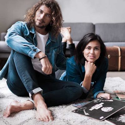 Peppermynta Brandfinder: Kuyichi. Das niederländische Fair-Fashion Label Kuyichi produziert nachhaltige Jeans aus Biobaumwolle