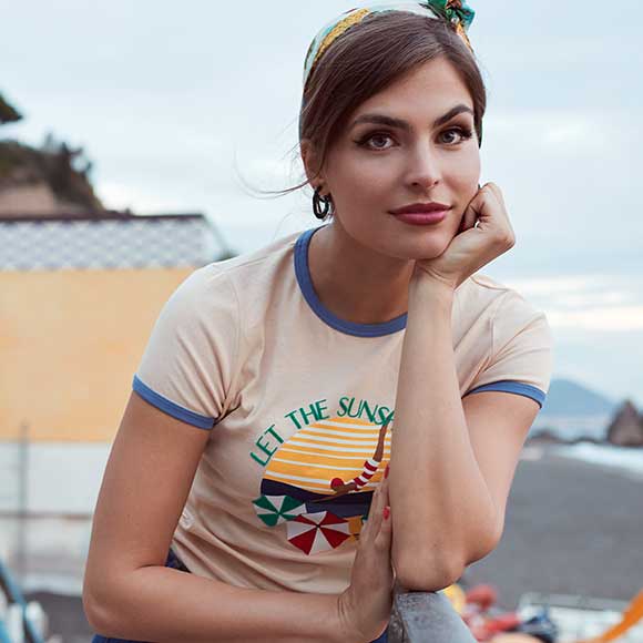 Peppermynta Brandfinder: King Louie. Fair Fashion im Vintage Stil mit einem modernem Twist! Schmeichelnde Schnitte, ausgefallene Muster, farbenfroh & stilvoll. Nachhaltige und faire Produktion