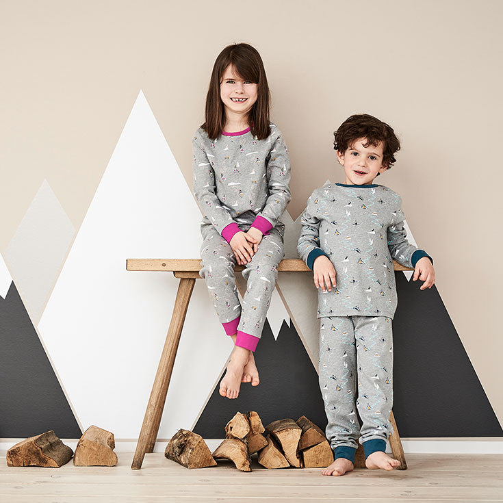 Peppermynta Brandfinder: Livings Crafts. Living Crafts bietet faire Kleidung und Naturtextilien für Frauen, Männer, Babies, Kinder sowie Heimtextilien an.