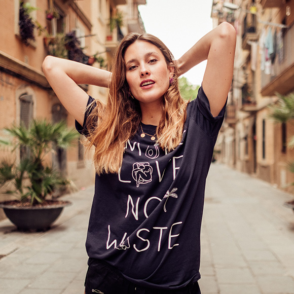 Peppermynta Brandfinder: Avocadostore. Ein Online Marktplatz für Fair Fashion und Green Lifestyle-Artikel: faire Mode für Frauen, Männer und Kinder sowie viele Eco Lifestyle Produkte zum Wohnen und Leben.