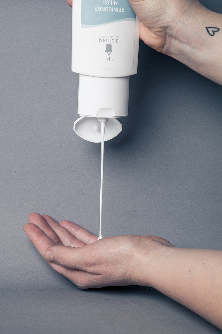 Bioturm – Die Bio Pflegeserie bei Hautreizungen und Neurodermitis: Bioturm Reinigungsmilch