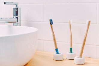 Eco Lifestyle: Hydrophil – Zero Waste Hygieneartikel, Zahnbürsten aus Bambus