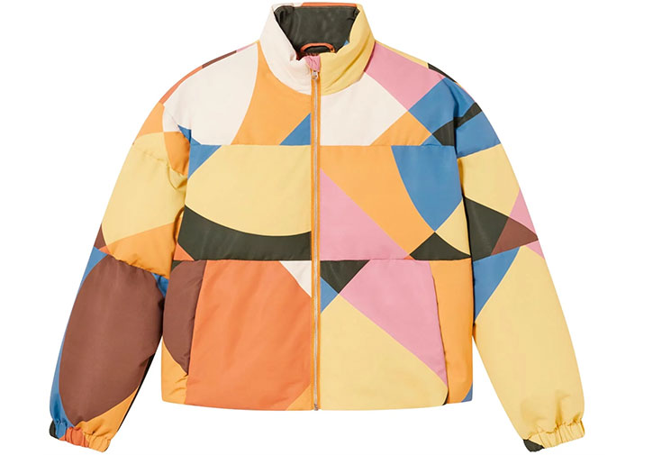 Wo kann man eine Fair Fashion Winterjacke kaufen? Nachhaltiger Wintermantel gesucht? Wir stellen die schönsten nachhaltigen Jacken & fairen Mäntel für den Winter 2023 vor: Veganer Daunenmantel, vegane Pufferjacke mit pflanzlichen Daunen, nachhaltige Teddyjacke, veganer Kunstpelz, Fair Fashion Plüschmantel, faire Fake Fur Jacke, Faux Fur Mantel, nachhaltiger Wollmantel aus Bio Wolle ohne Mulesing, vegane Lammfelljacke, Lammfellmantel ohne Tierleid, wasserdichter Parka für den Winter, Oversized Wintermantel aus Bio Merinowolle