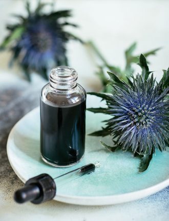 Buch Easy Glow – DIY Naturkosmetik einfach selbst machen mit nur 3 Zutaten: Black Oil Cleanser mit Aktivkohle, Gesichtsreiniger