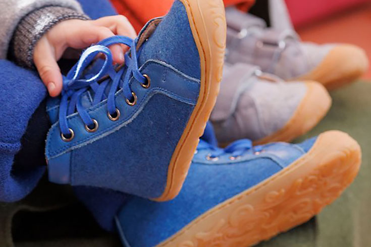 Nachhaltige Schuhe für Kinder aus ökologischem Wollfilz von Disana