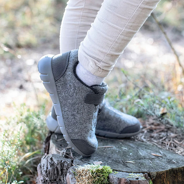 Nachhaltige Kinderschuhe aus biologischer Merinowolle von Giesswein