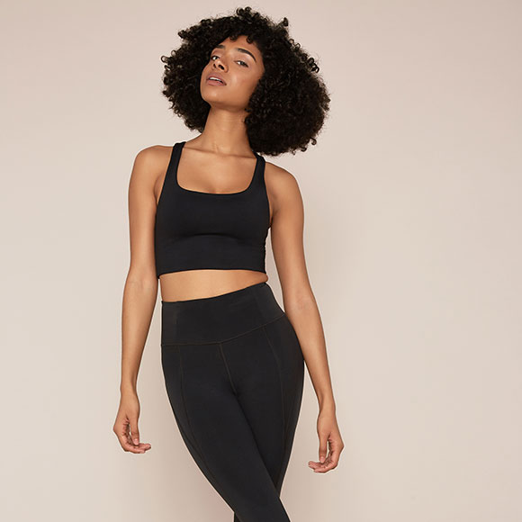 Der Onlineshop Pangolino bietet nachhaltige Sportbekleidung an: faire Yogamode, Activewear, Yogawear, faire Sportmode. Außerdem nachhaltige Küchen-Accessoires und unverpackter Naturkosmetik.